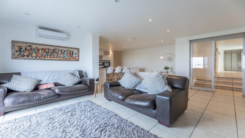 To Let 3 Bedroom Property for Rent in Van Riebeeckstrand Western Cape